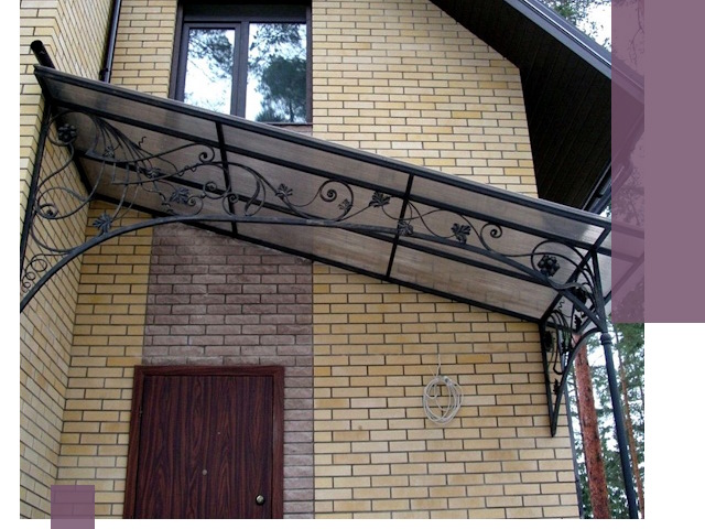 Односкатные козырьки из металла под ключ в Печоре