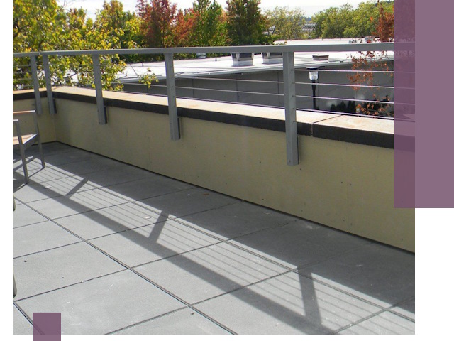 Металлические парапеты под ключ в Печоре: монтаж и изготовление