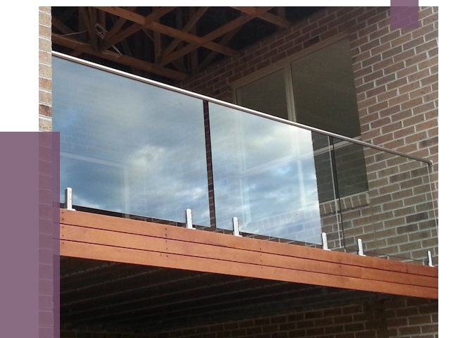 Стеклянные парапеты на крыше и террасе в Печоре от 11455 руб. | ПРОЛЁТ-Пчр